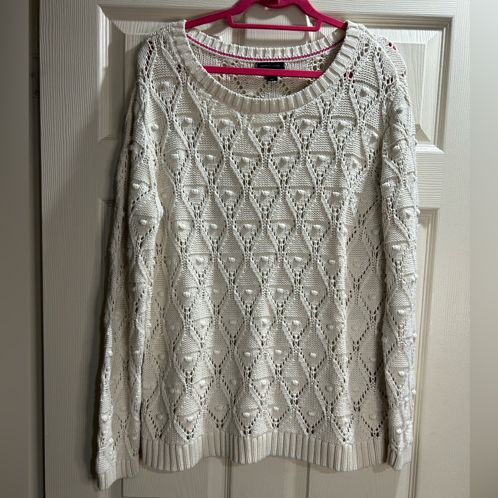 New Tommy Hilfiger crochet knit sweater size xl